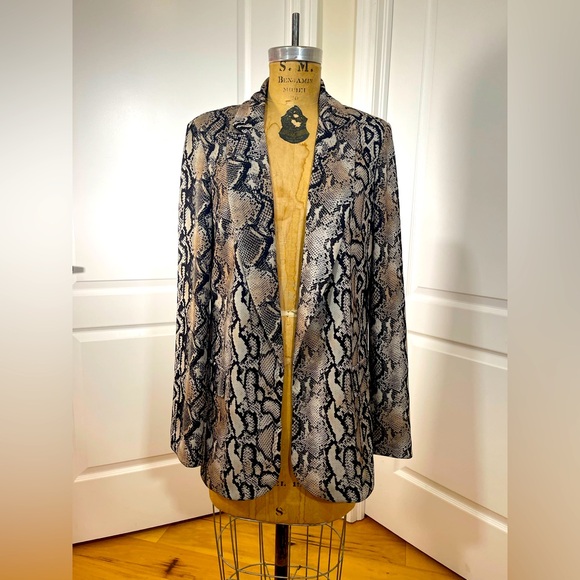 Joseph Ribkoff Snakeskin Blazer - Picture 1 of 3